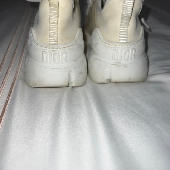 DIOR d-connect sneaker in white - Picture 6 of 6